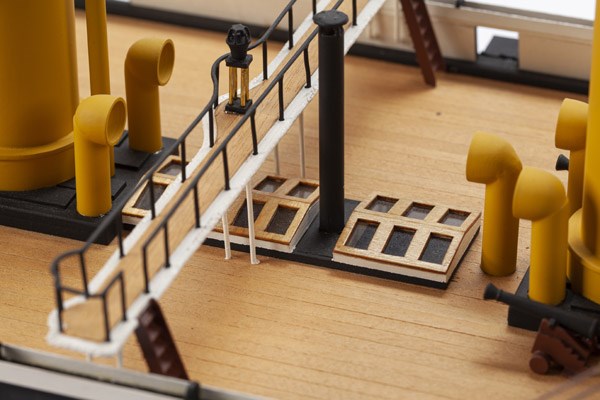 HMS Warrior, träbyggsats (1:100) - 6