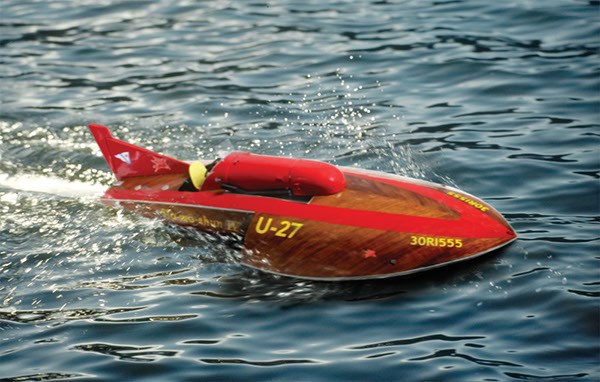 Speed boat 'Slo-Mo-Shun IV' (1:12), Billing Boats - 3