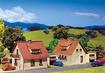 2 small houses, Faller