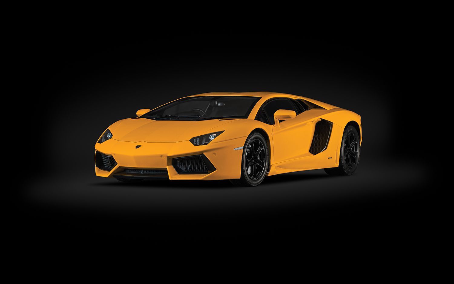 Lamborghini Aventador - Yellow 1:8 - Habo Hobby