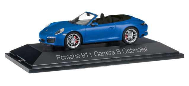 Porsche 911 Carrera S Cabriolet 991 II, saphir blue metallic