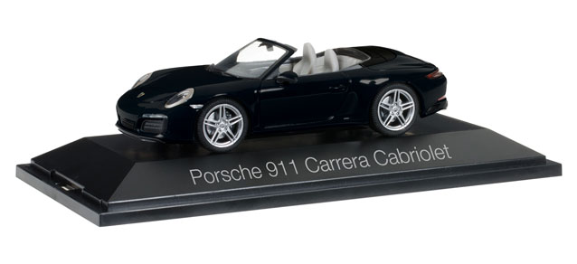 Porsche 911 Carrera Cabriolet 991 II, deep black metallic