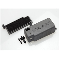 T-Maxx Batteribox, gummiplug