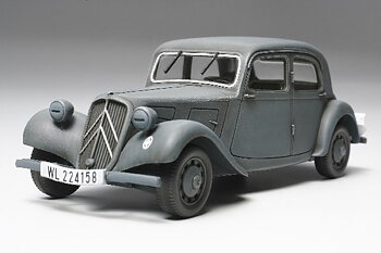 Citroën 11CV Traction, 1/48