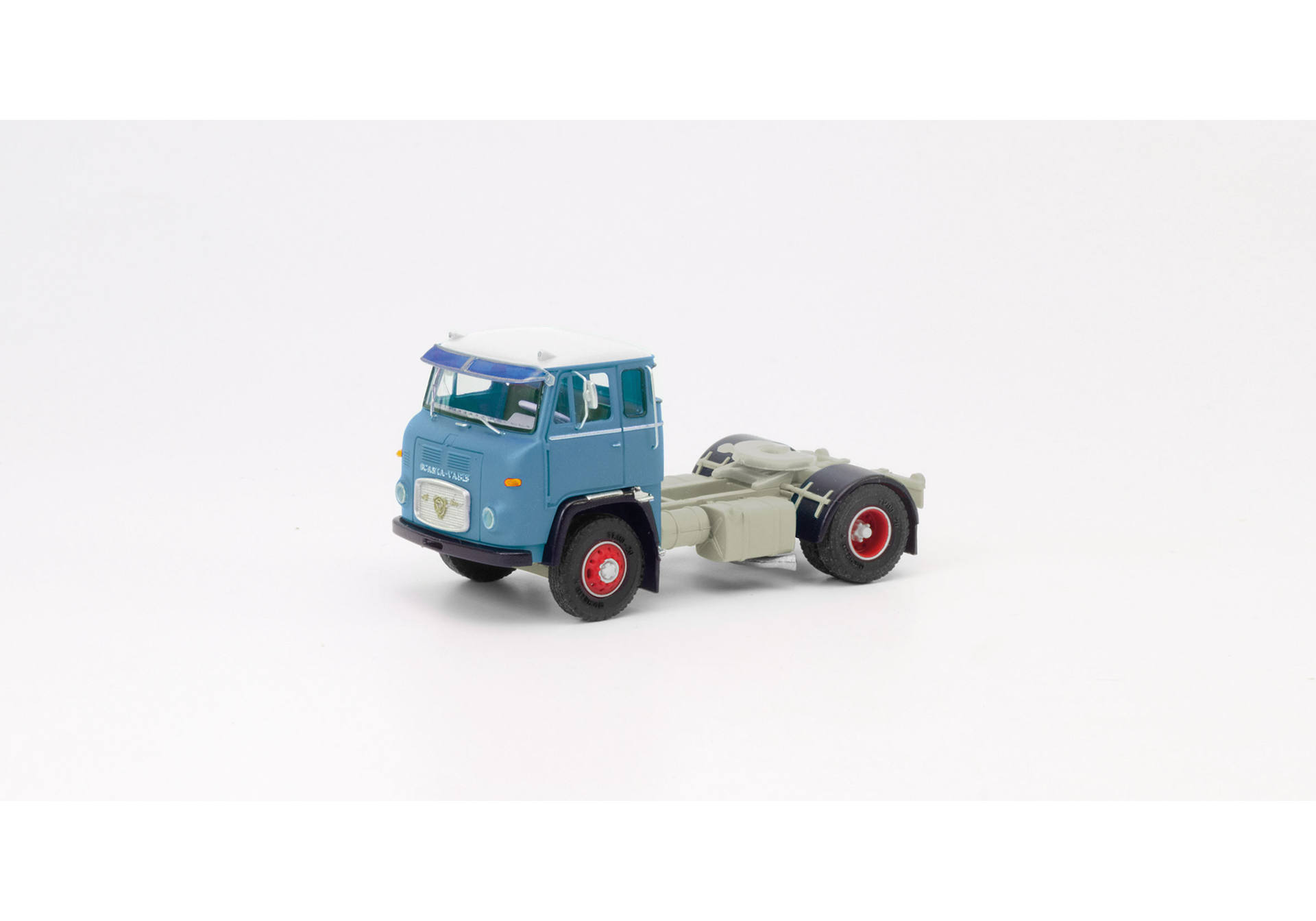 Scania LB 76 rigid tractor 2axles, pigeon blue with white roof