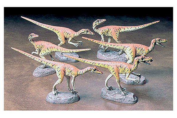 Velociraptors 1/35