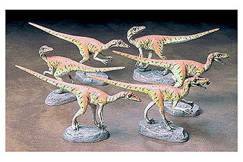 Velociraptors 1/35