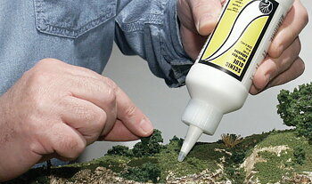 Scenic glue 8fl oz