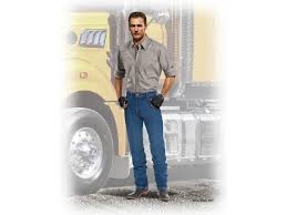 Truckers series: Stan (Long Haul) Thompson, 1/24