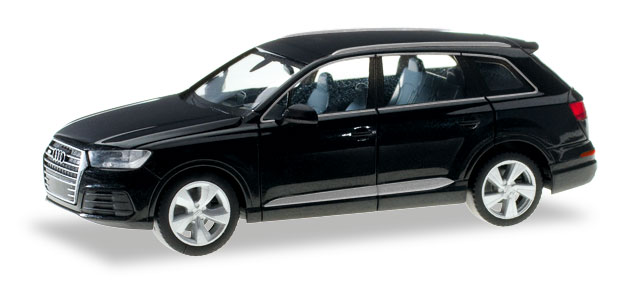 Audi Q7, deep black