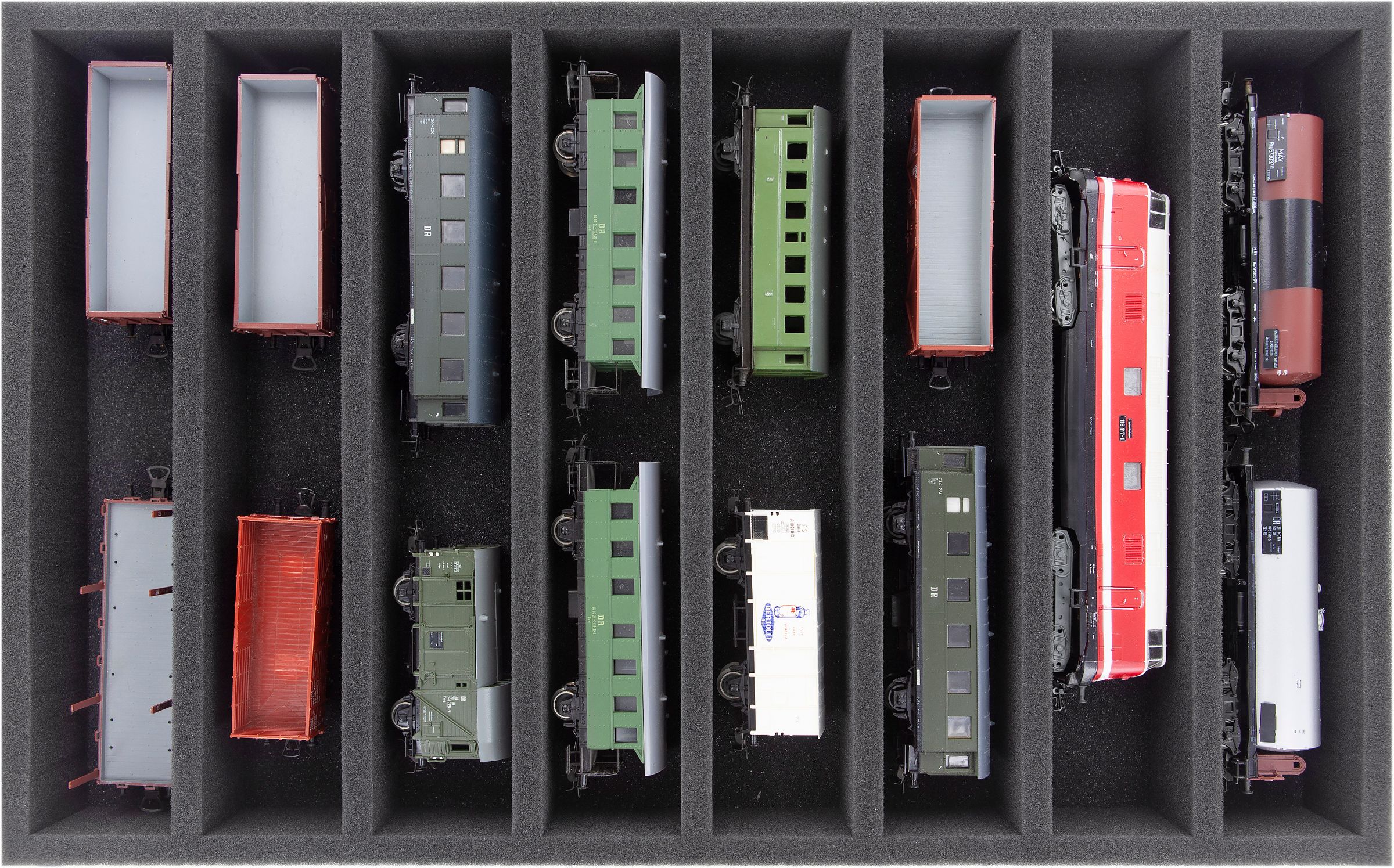 Transportlåda, kompl med inrede, 8 fack 40mm, vertikal, H0 - 2