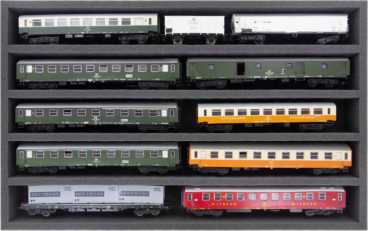 Train set clearance storage box