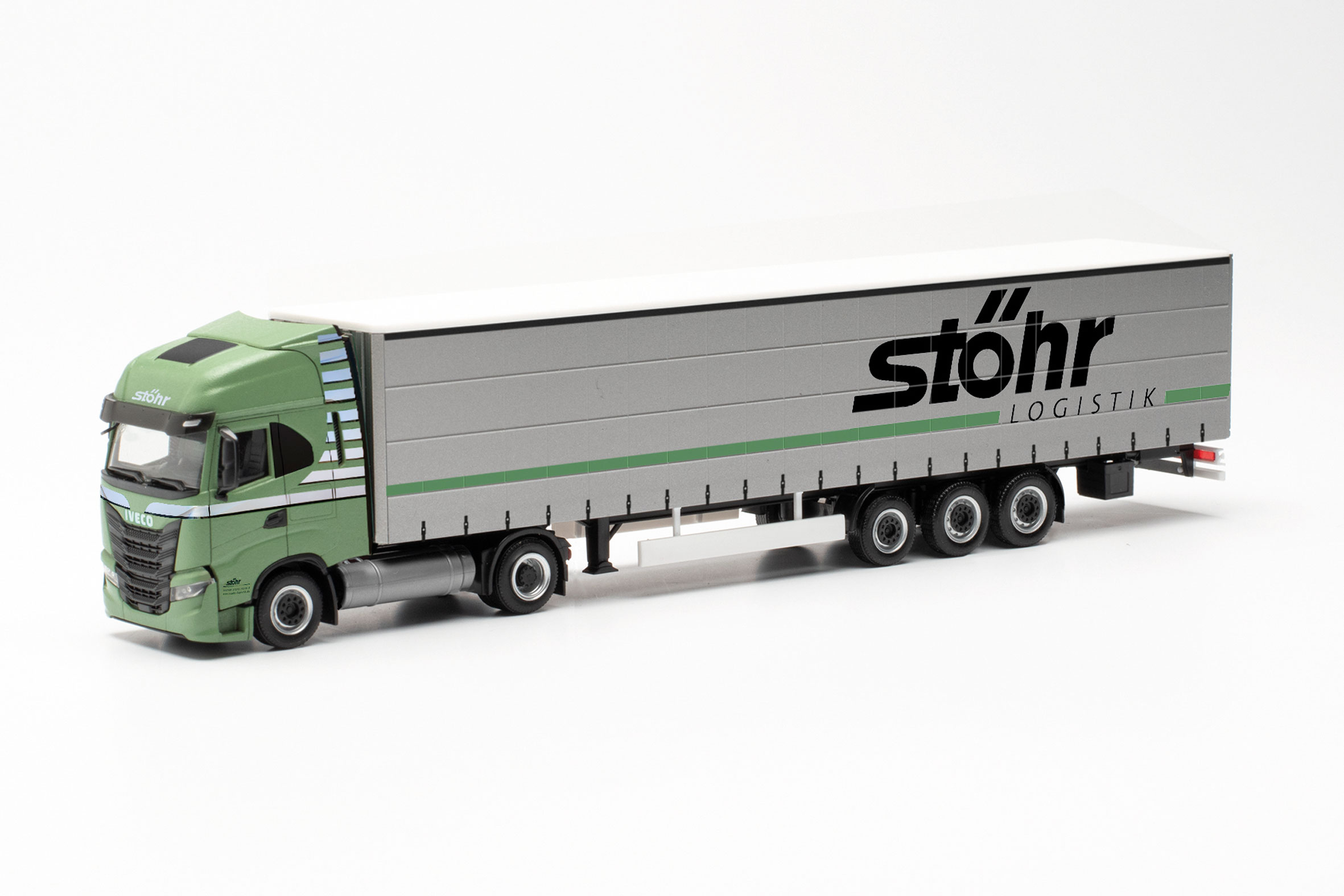 Iveco S-Way LNG gardintr. 15m