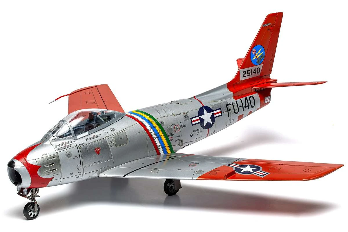 North American F-86F Sabre 1/48