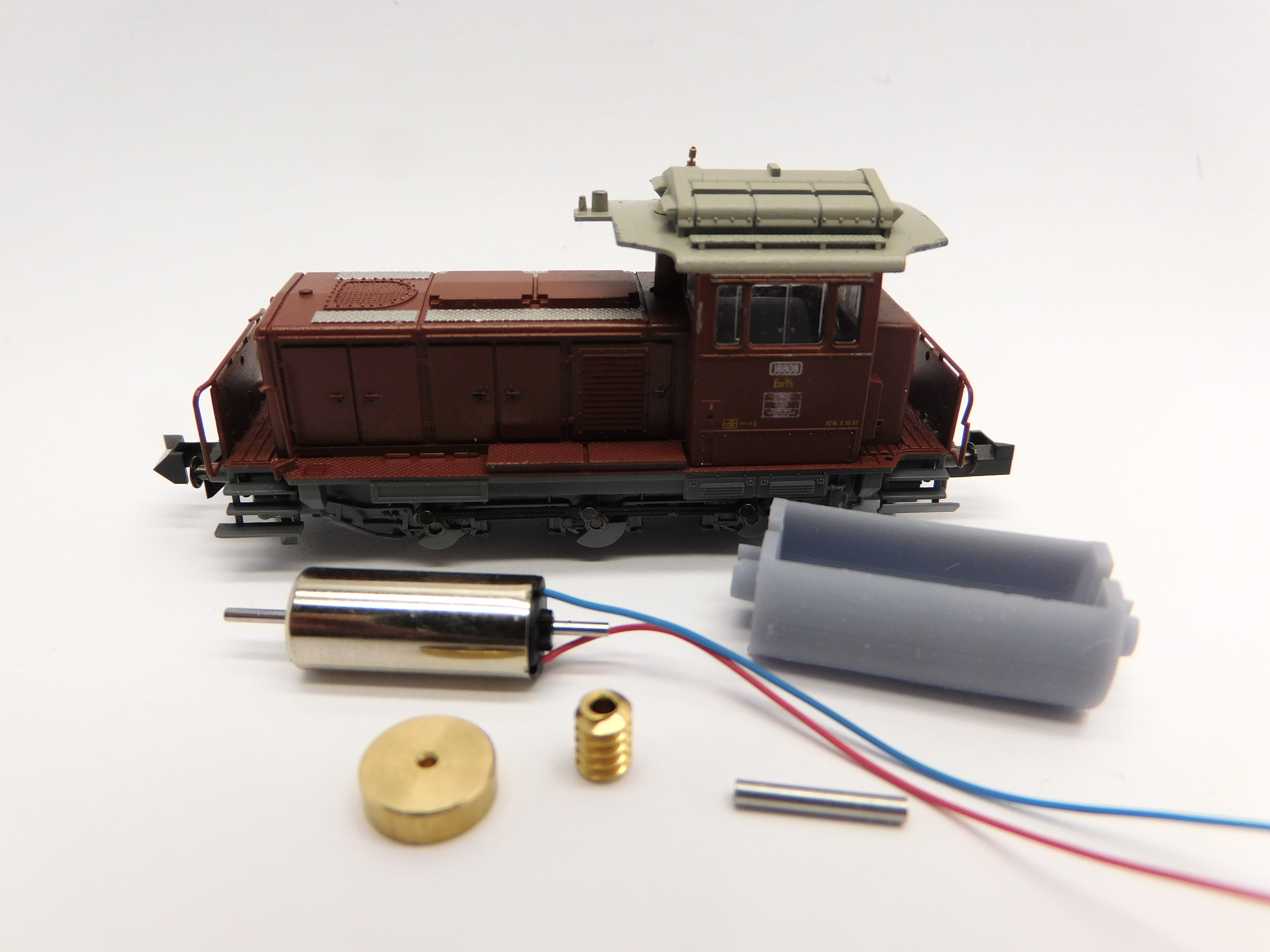 Utbytesmotor NM047C