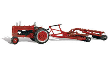 Farm Tractor & Disc H0