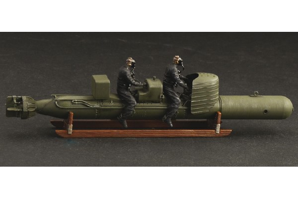 S.L.C 'Maiale' w/crew 1/35 - 5