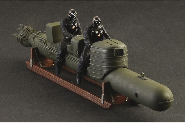 S.L.C 'Maiale' w/crew 1/35
