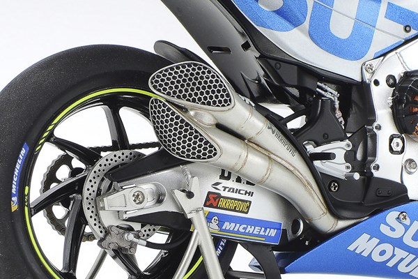Team Suzuki Ecstar GSX-RR '20 1/12 - 3