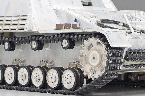 German Self-Propelled Heavy Anti-Tank Gun Nashorn 1/48 - 3