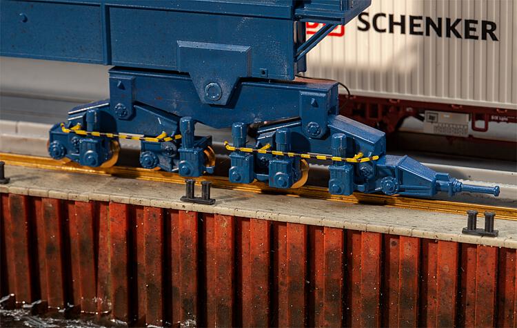 Containerbrücke GVZ Hafen Nür - 5