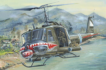UH-1 Huey B 1/18