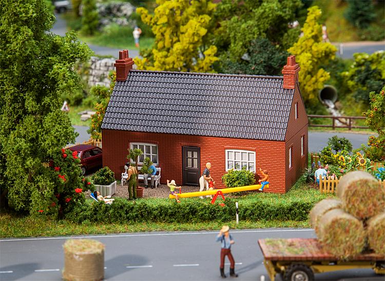 Clinker-built house