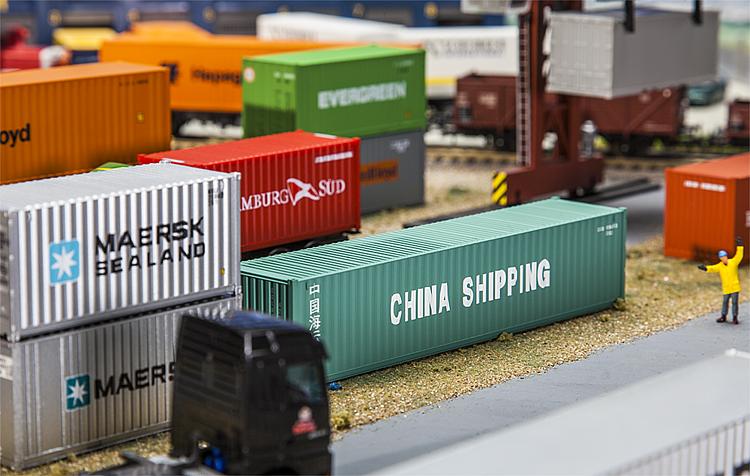 40‘ Container 'CHINA SHIPPING'
