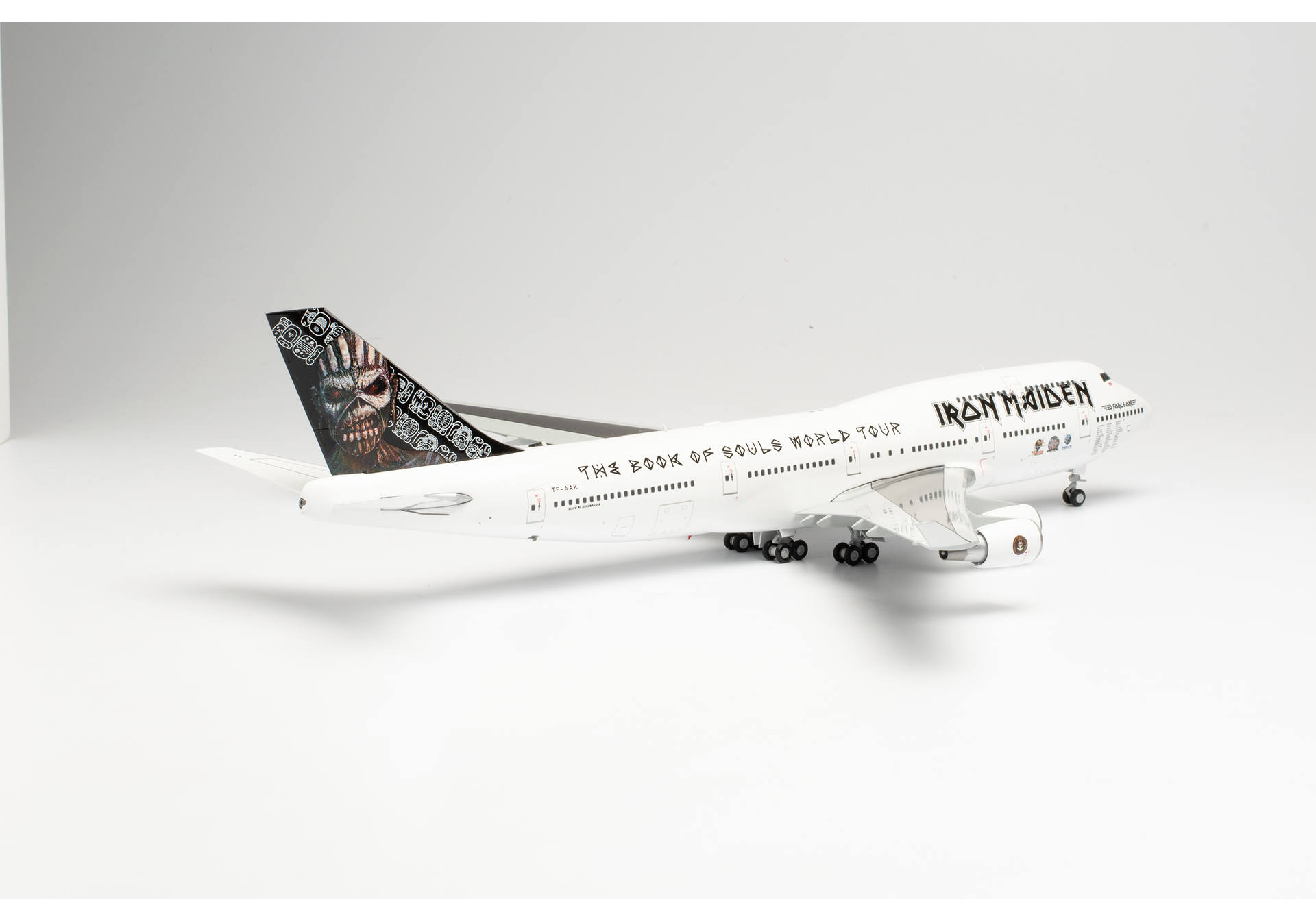Boeing 747-400 Air Atlantic, 'Ed Force One' Iron Maiden - 4