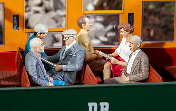 6 sitzende Waggon-Reisende II