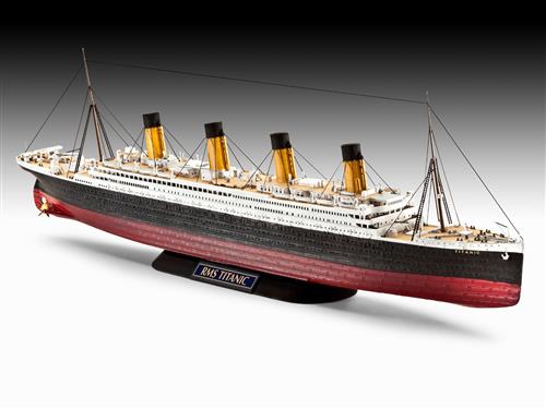 R.M.S. Titanic 1/700