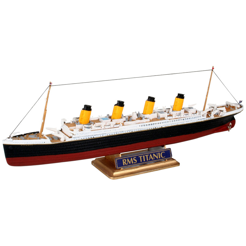 R.M.S Titanic 1/1200