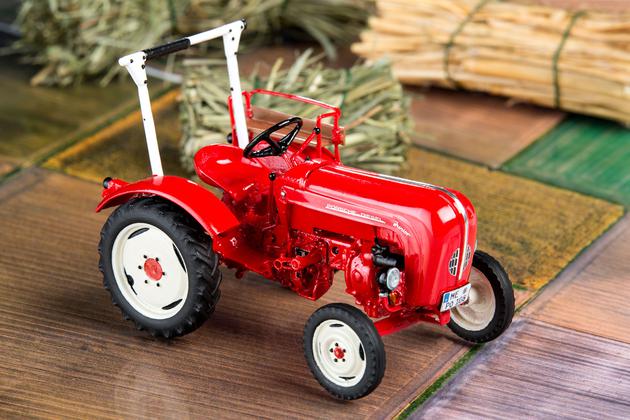 Traktor Porsche Diesel Junior
