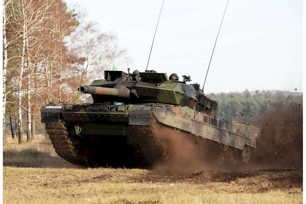 Leopard 2 A7V 1/72