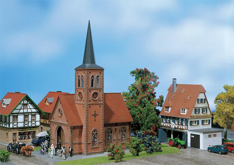 Kyrka, mindre stad