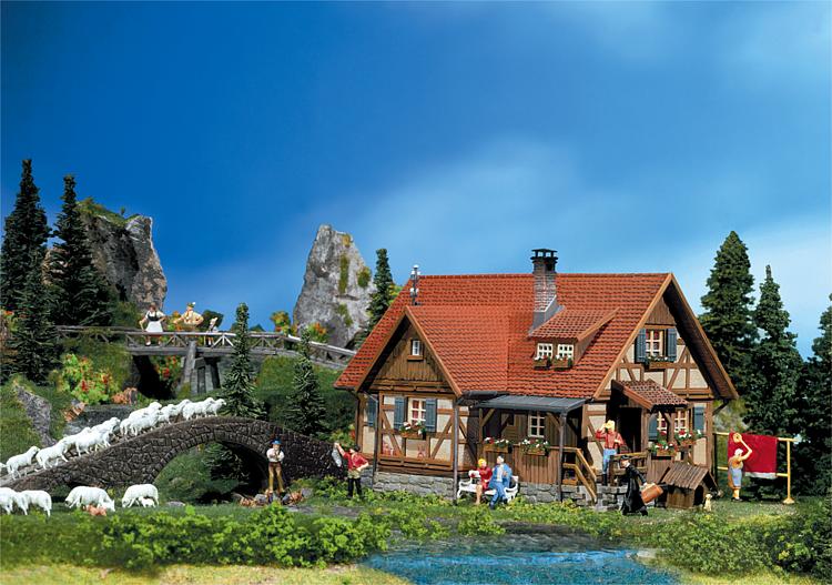 Ländliches Fachwerkhaus