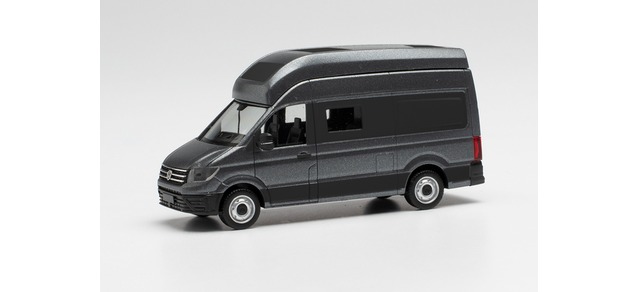 VW Crafter Grand California 600, grå