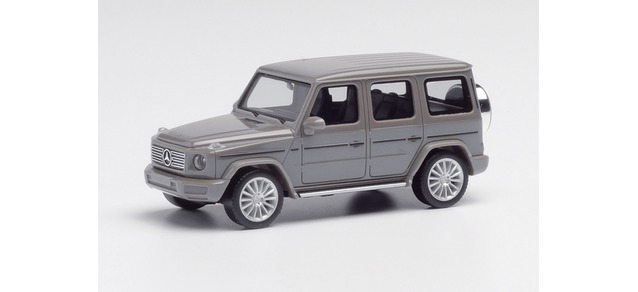 MB G klass med AMG-fälgar, grå