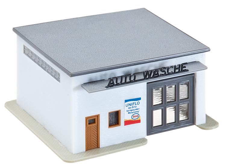 Tankstelle mit Waschhalle - 3