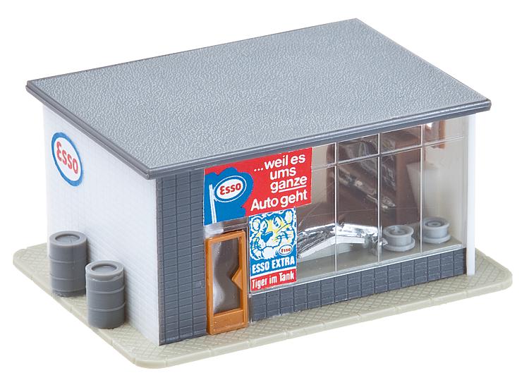 Tankstelle mit Waschhalle - 4
