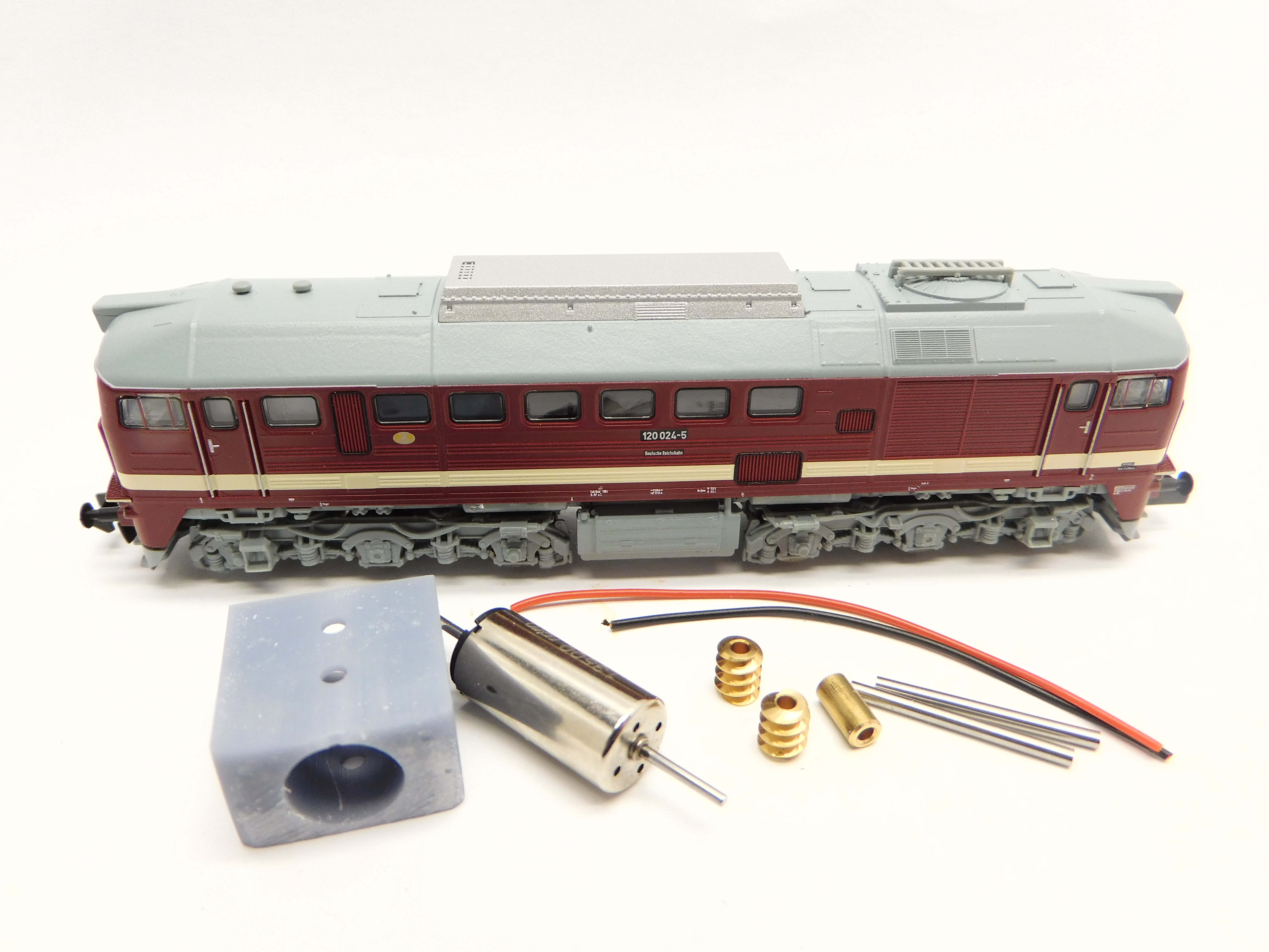 Utbytesmotor NF061C