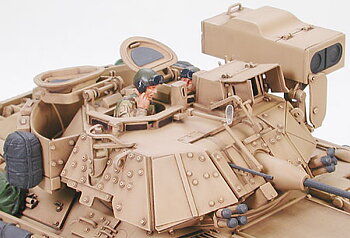 BRADLEY M2A2 ODS IFV 1/35