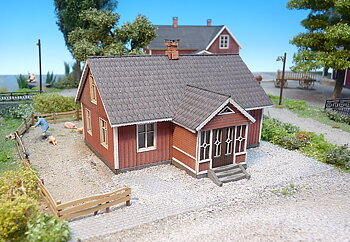 Svensk villa, röd