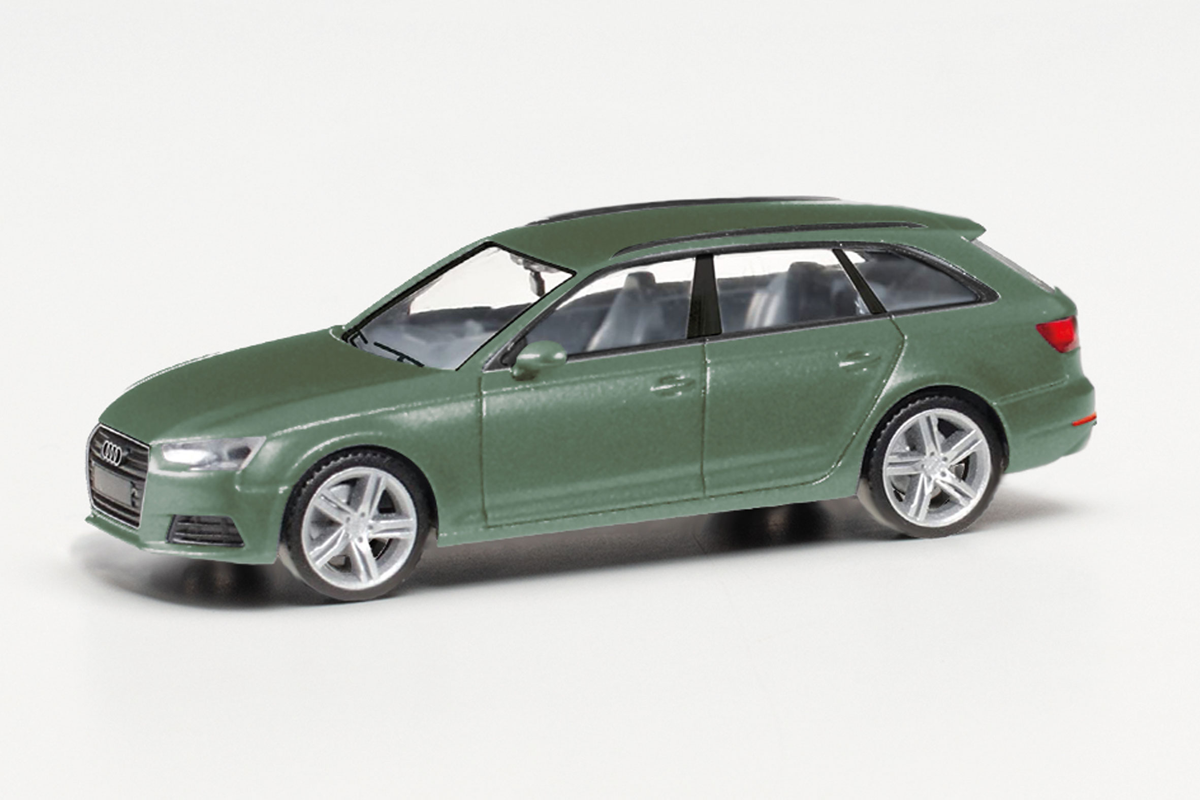 Audi A4 Avant, distriktgrön me