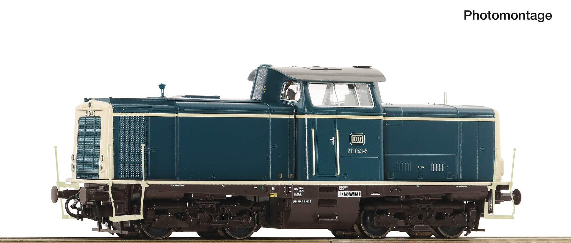 Diesel locomotive 211 043-5