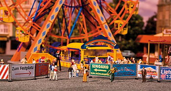 Kirmes-Absperrzäune und -Schi
