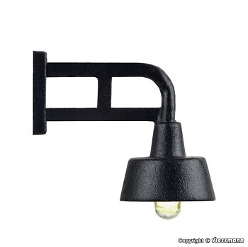 Vägglampa för ex godsmagasin,