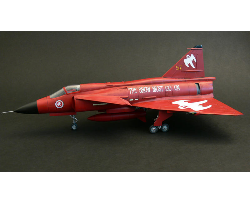 SAAB AJS-37 Viggen 'Show must - 5