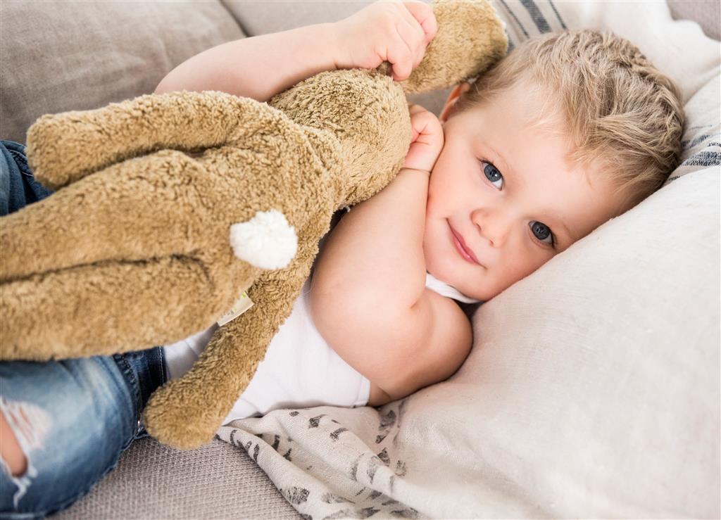 Stor beige kanin floppy ekologiskt mjukdjur i naturmaterial från Senger Naturwelt