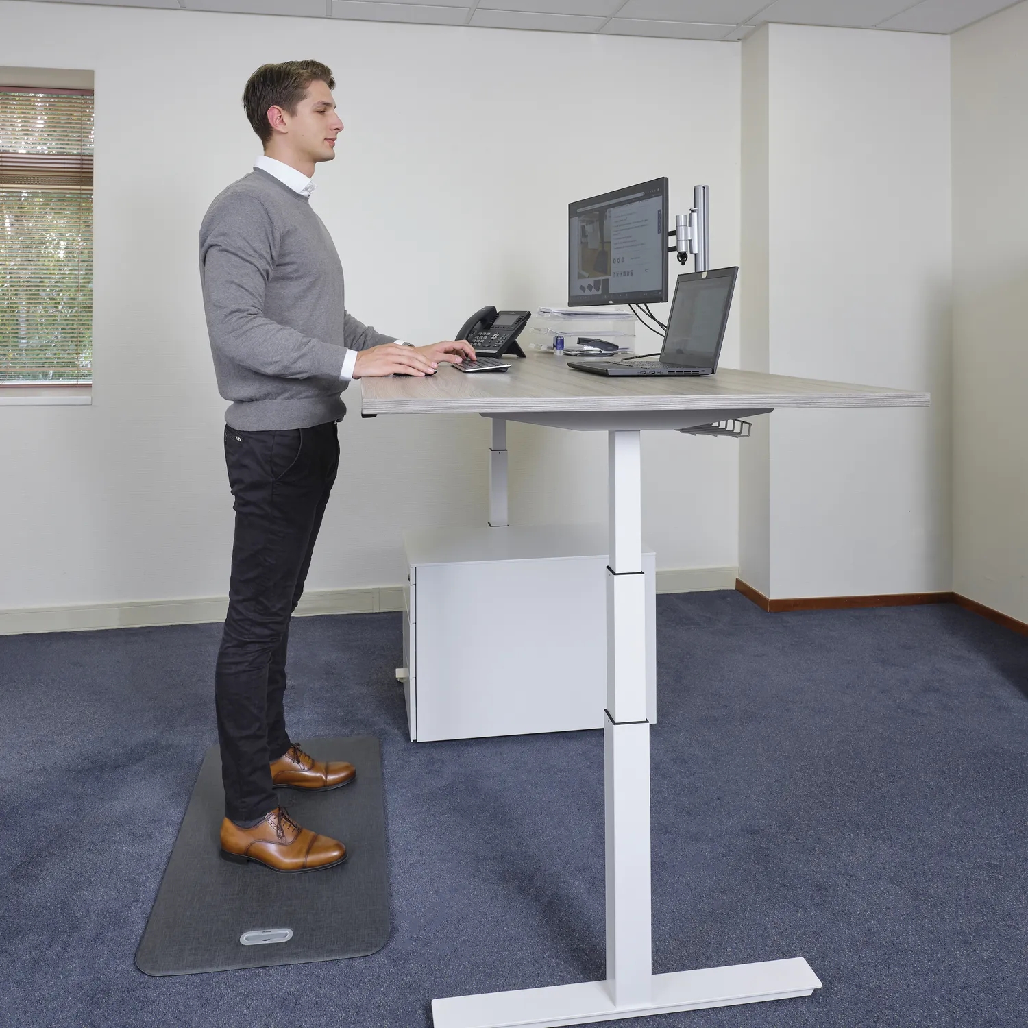 ErgoMax Office ergonomisk arbetsplatsmatta med upphängningsfunktion